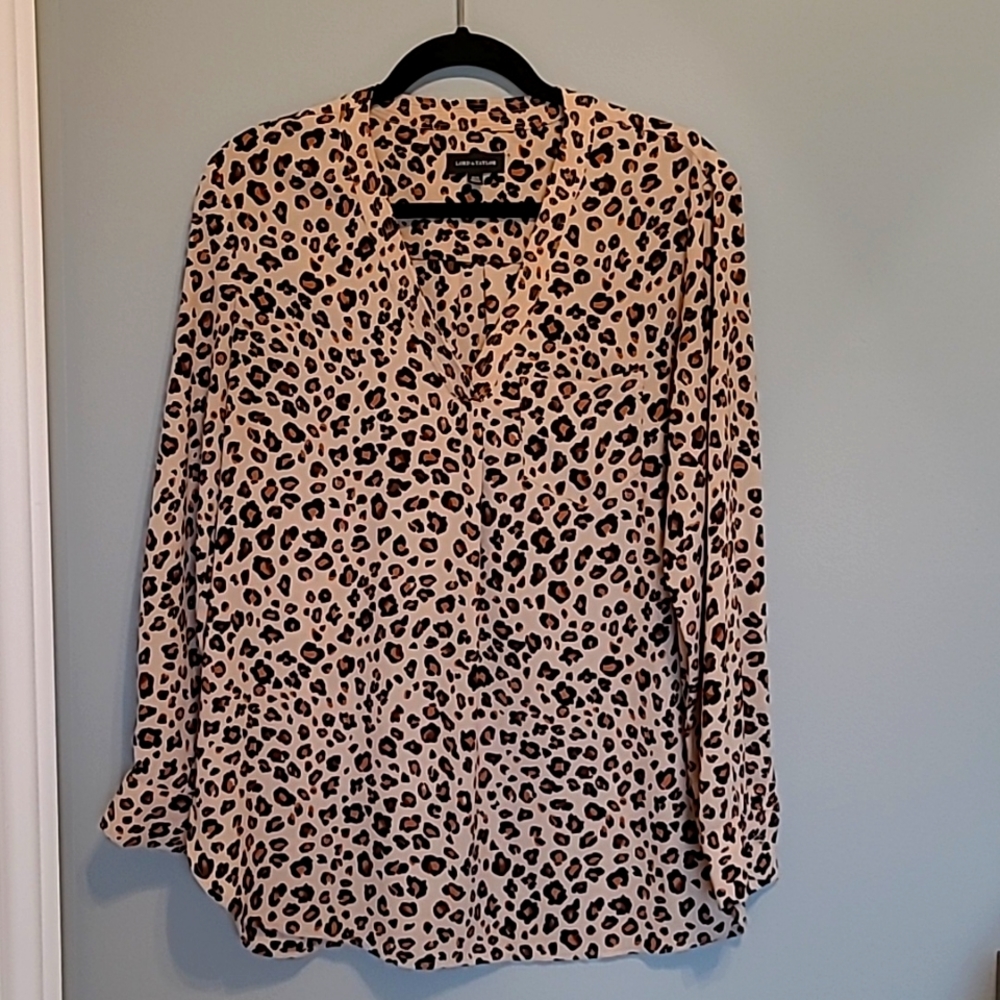 Lord & Taylor - Tabbed Cuff Sleeve, Leopard Print